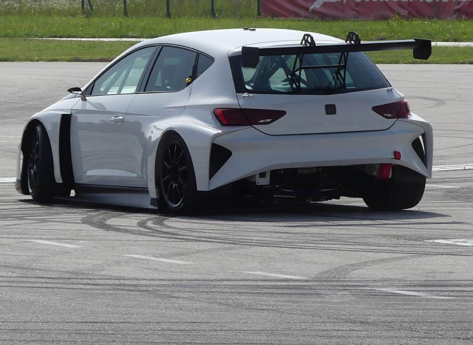 Discover the future of motorsport | CUPRA